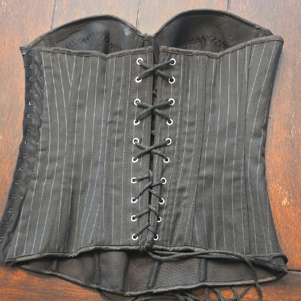 Black Corset with Pink Lacing and Skirt - Picture 2 of 8